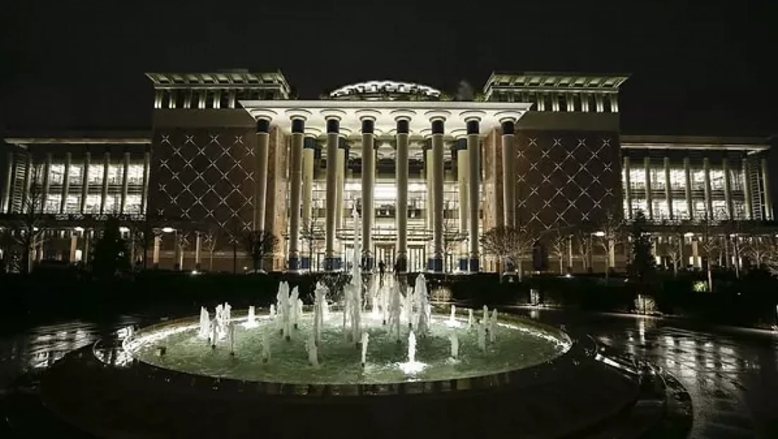 Ankara’da hareketli gece: Erdoğan, 2 yetkili ismi çağırdı!