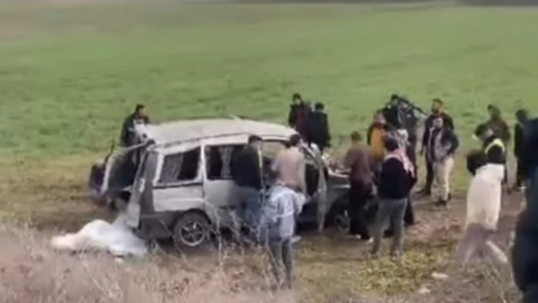 Hatay’da feci kaza: Araç şarampole devrildi!
