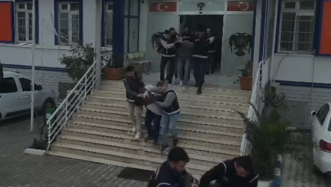 Hatay’da göçmen kaçakçılığına büyük darbe: 25 tutuklama