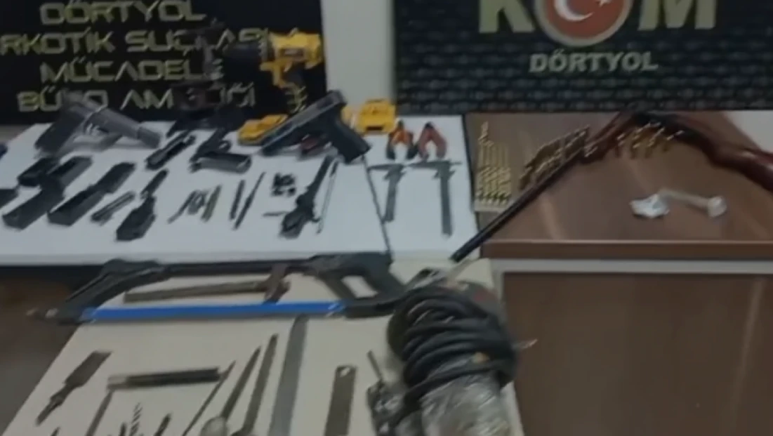 Hatay’da kaçakçılık operasyonu: Cephanelik ele geçirildi!