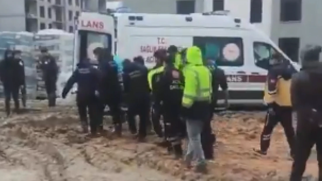 Hatay’da ücretini alamayan inşaat işçisi çatıdan atladı