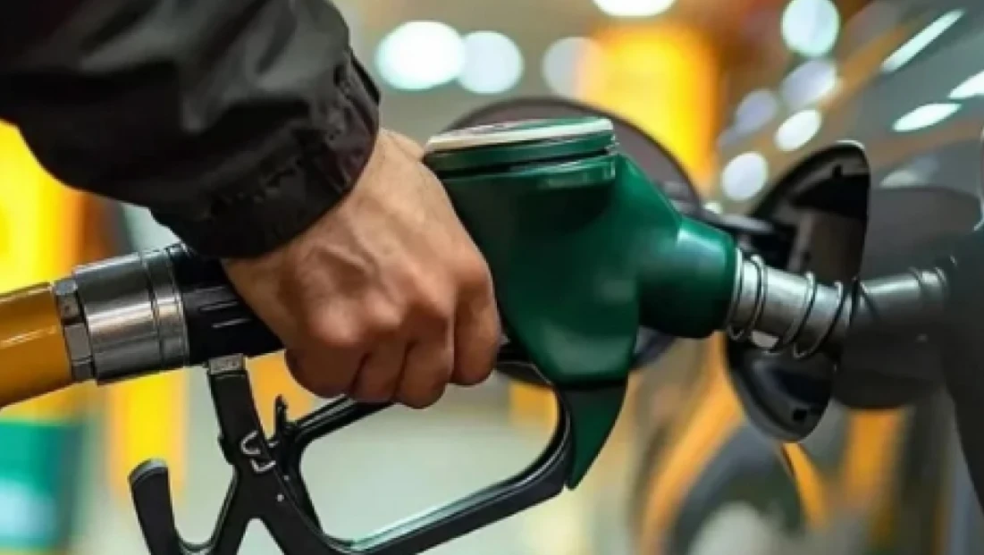 Motorine yeni zam kapıda: 1,08 TL’lik artış salı günü geçerli olacak