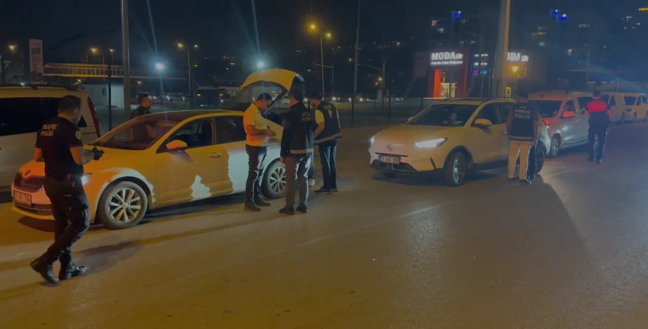 Hatay'da geniş çaplı asayiş uygulaması: Binlerce kişi ve araç denetlendi!