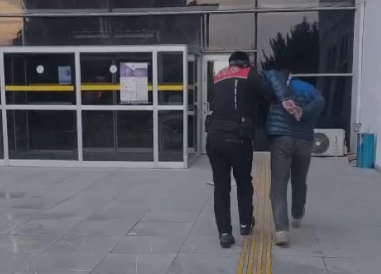 Hatay'da her yerde aranan şahıs, sahte kimlikle yakalandı!