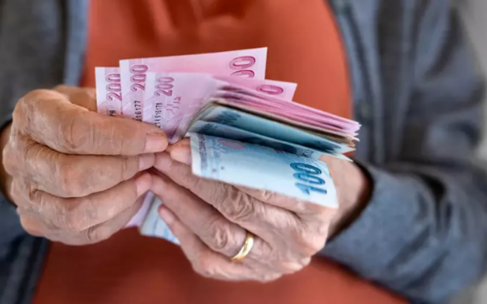 Emekli maaşı zam oranları netleşti: 2026 Ocak artışı belli oldu