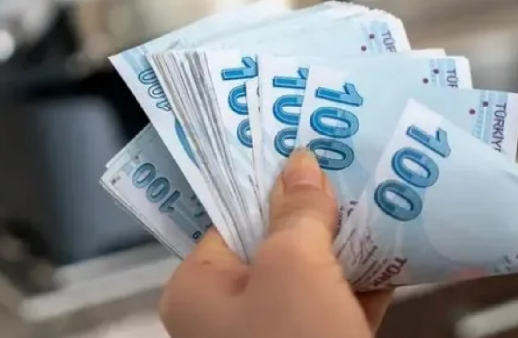 Elektrik kesintisinde yeni dönem: Tazminatlar artık otomatik olarak faturalardan düşecek!