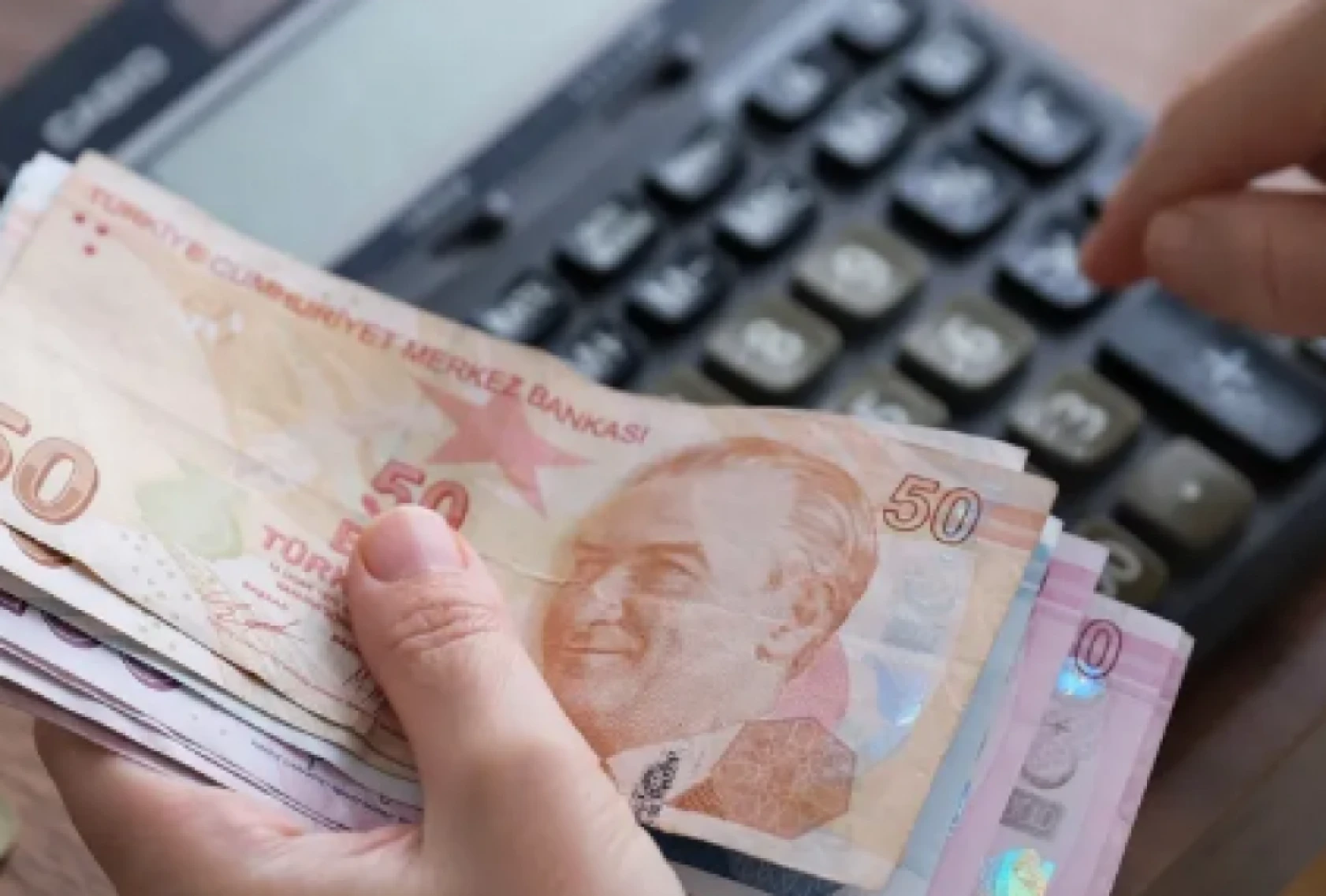 Emekli maaşı zam oranları netleşti: 2026 Ocak artışı belli oldu