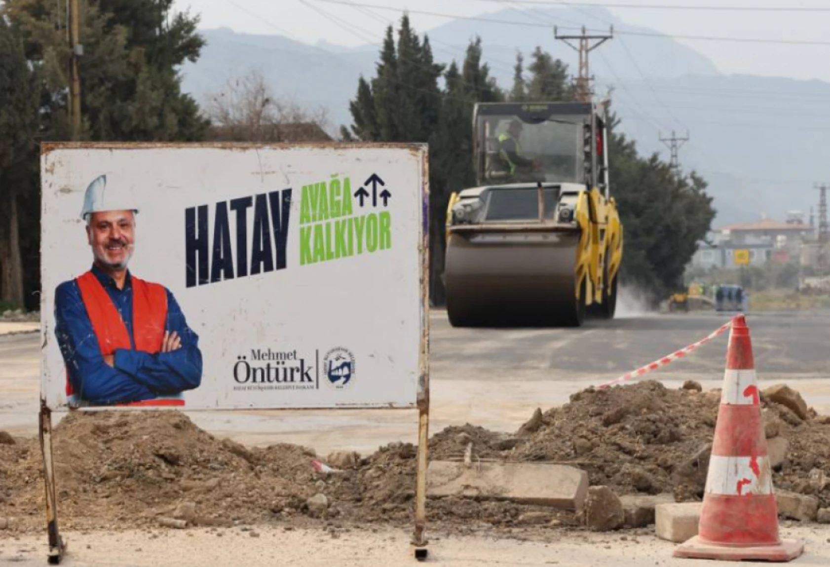 Hatay Maşuklu'da sıkıntılı yolda çalışma başlatıldı!