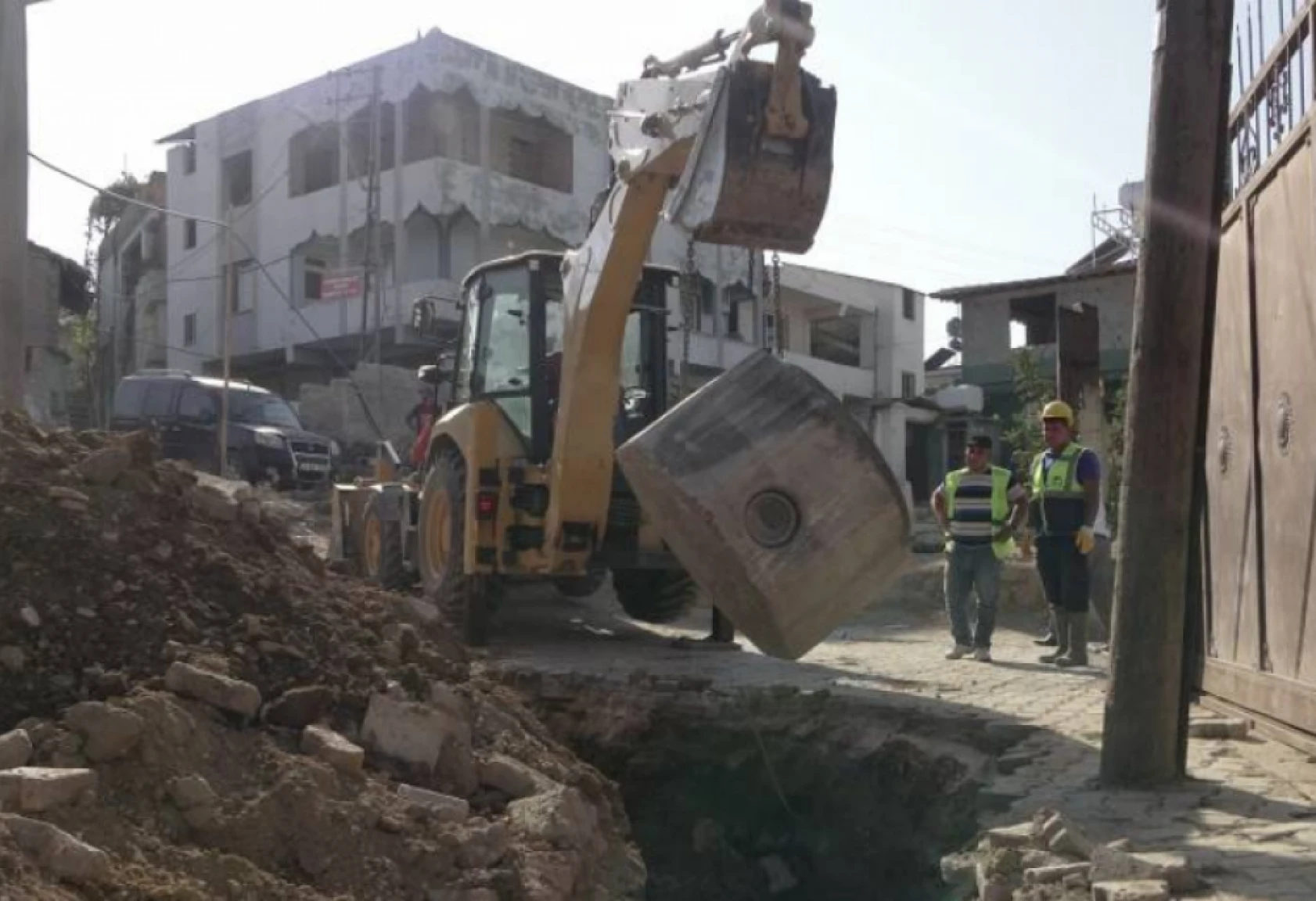 Hatay'daki o ilçeye 100 metre atık su hattı inşa edildi!