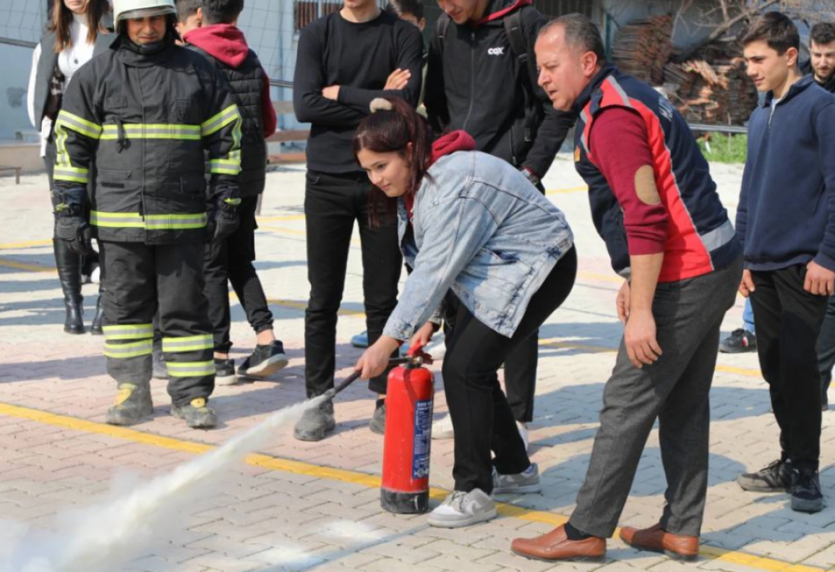 Hataylılara afet eğitimi: 23 resmi kurum ve 3 konteyner kentte tatbikat yapıldı!