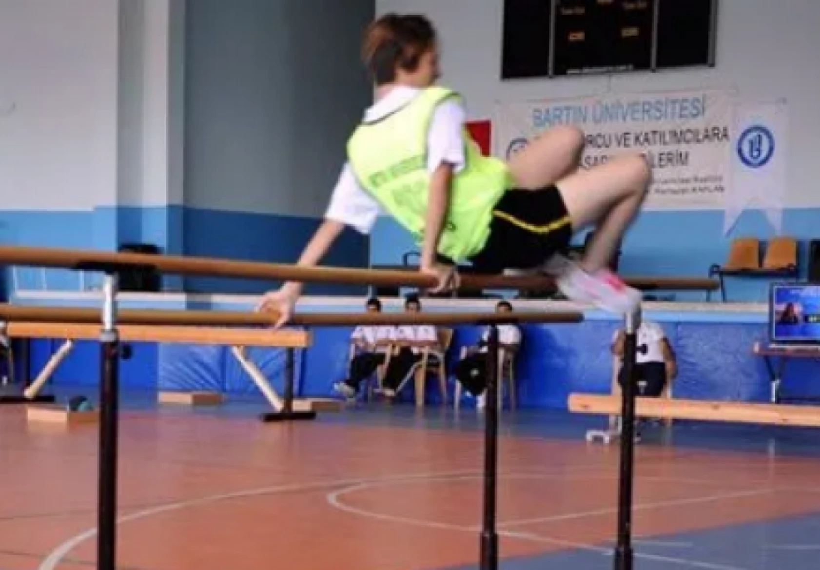 Hatay'da sınava hazırlanan öğrencilere POMEM ve BESYO hazırlık kursları ücretsiz olarak verilecek!