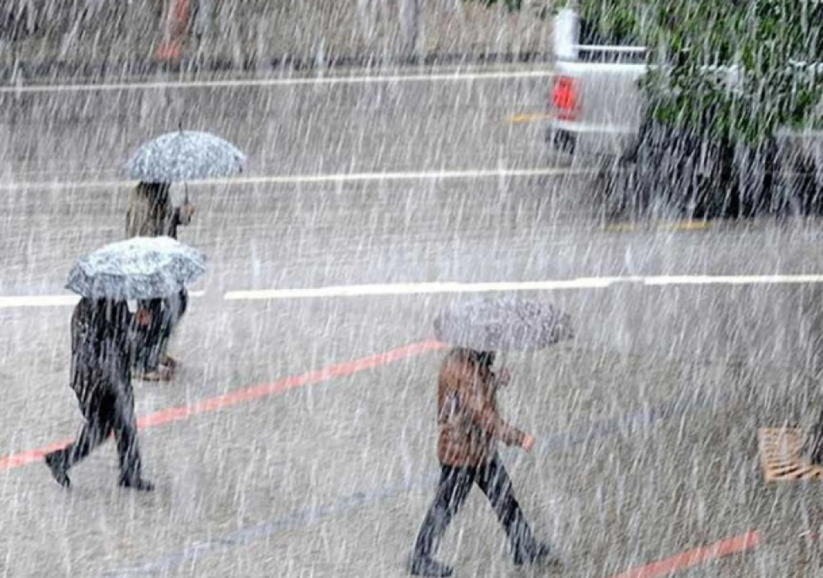 Hatay'da sağanak yağış bastıracak: O günler özellikle uyarıldı!
