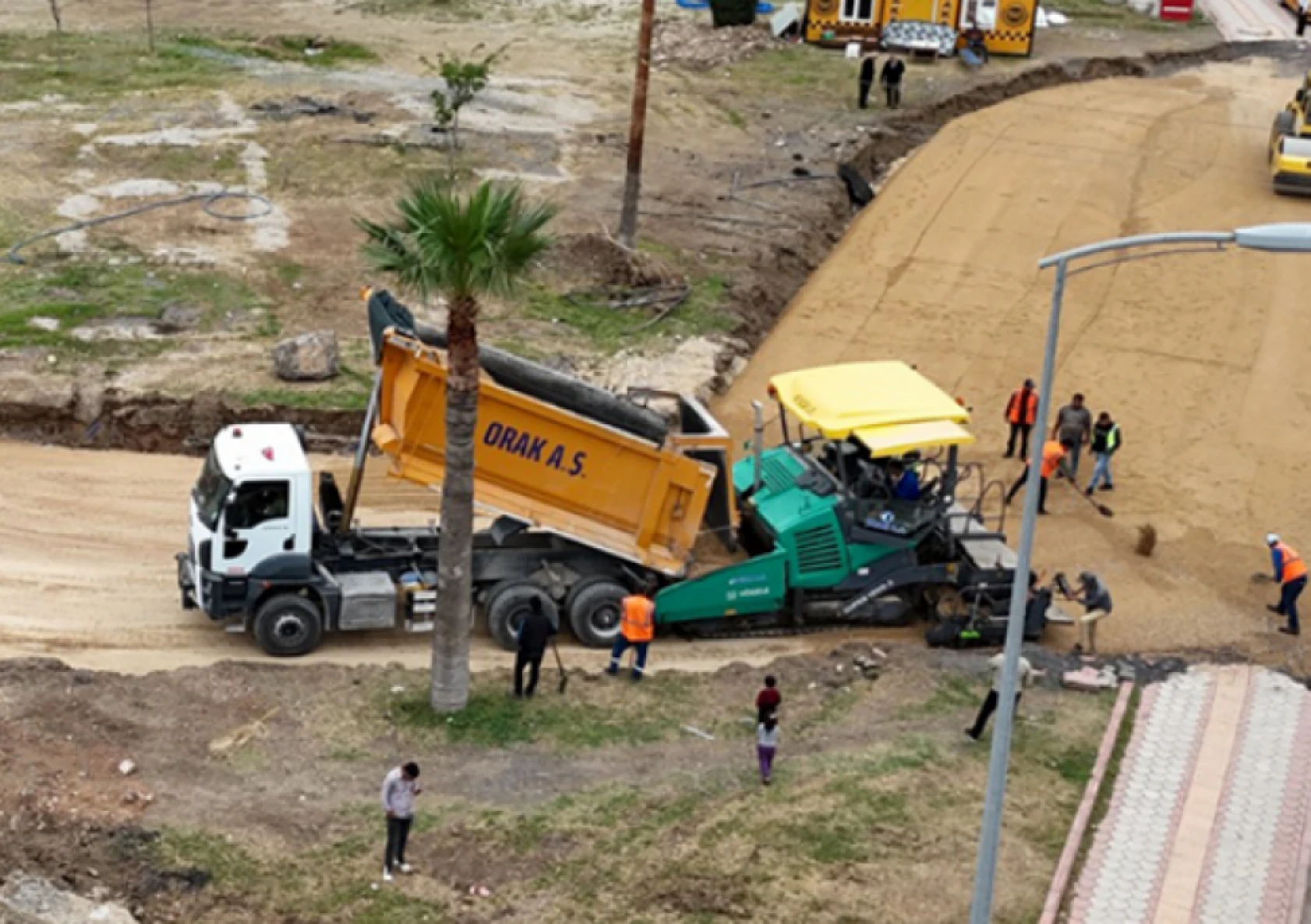 Hatay'daki o ilçede trafik sorunu bu yöntemle çözülmeye çalışılıyor!
