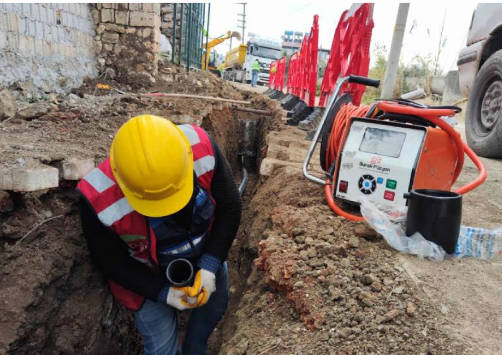 Hatay'da 125 bin 813 metre içme suyu şebekesi inşa edilecek: 7 Mahalleye su aktarımı olacak!