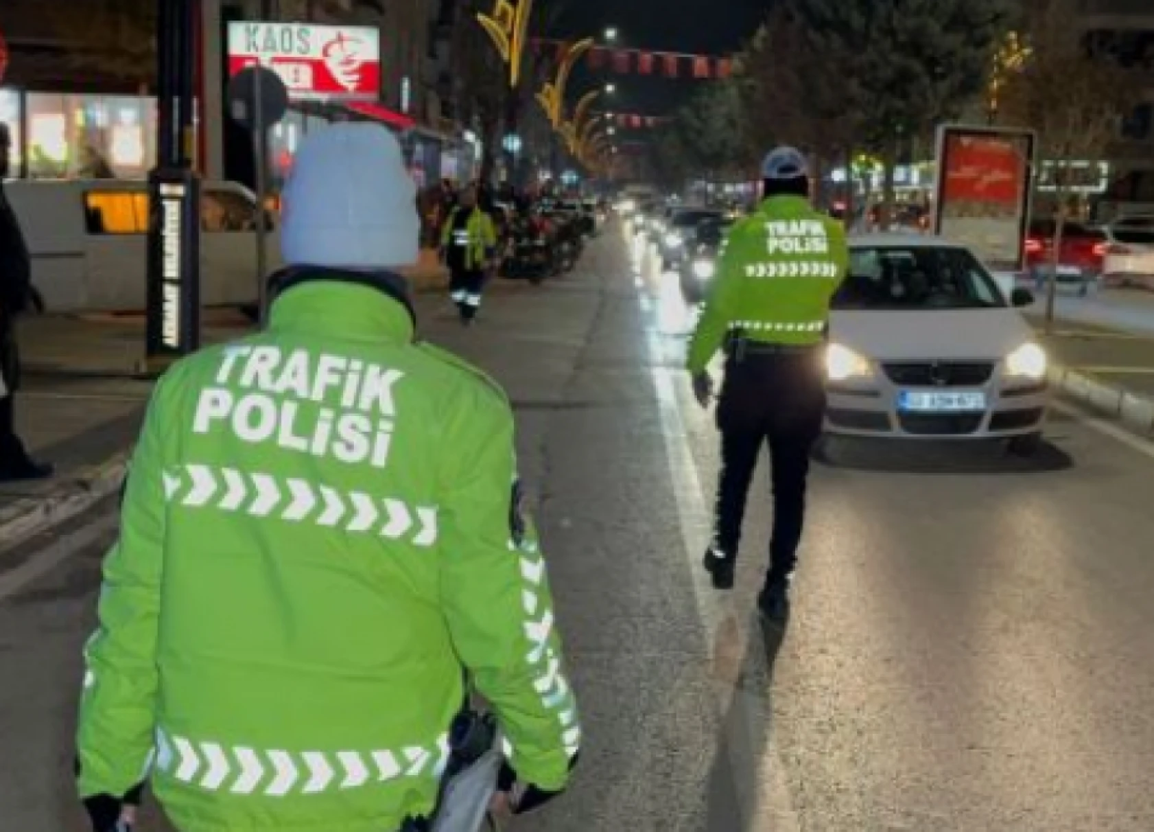 Trafik cezalarına yeni düzenleme yolda: Cazalar ağırlaştırılacak!