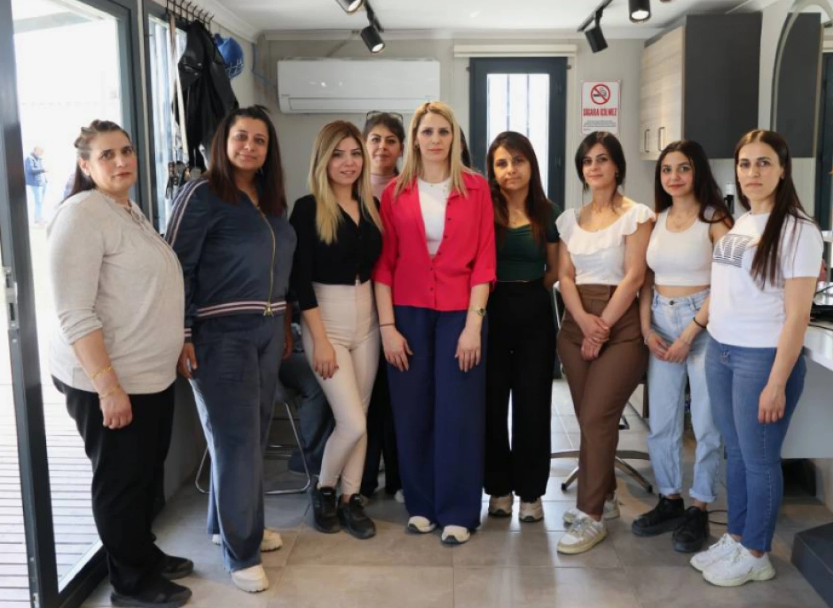 Hatay'da kadınların iş bulabilmesi için ücretsiz kurs veriliyor: İşte şartlar!