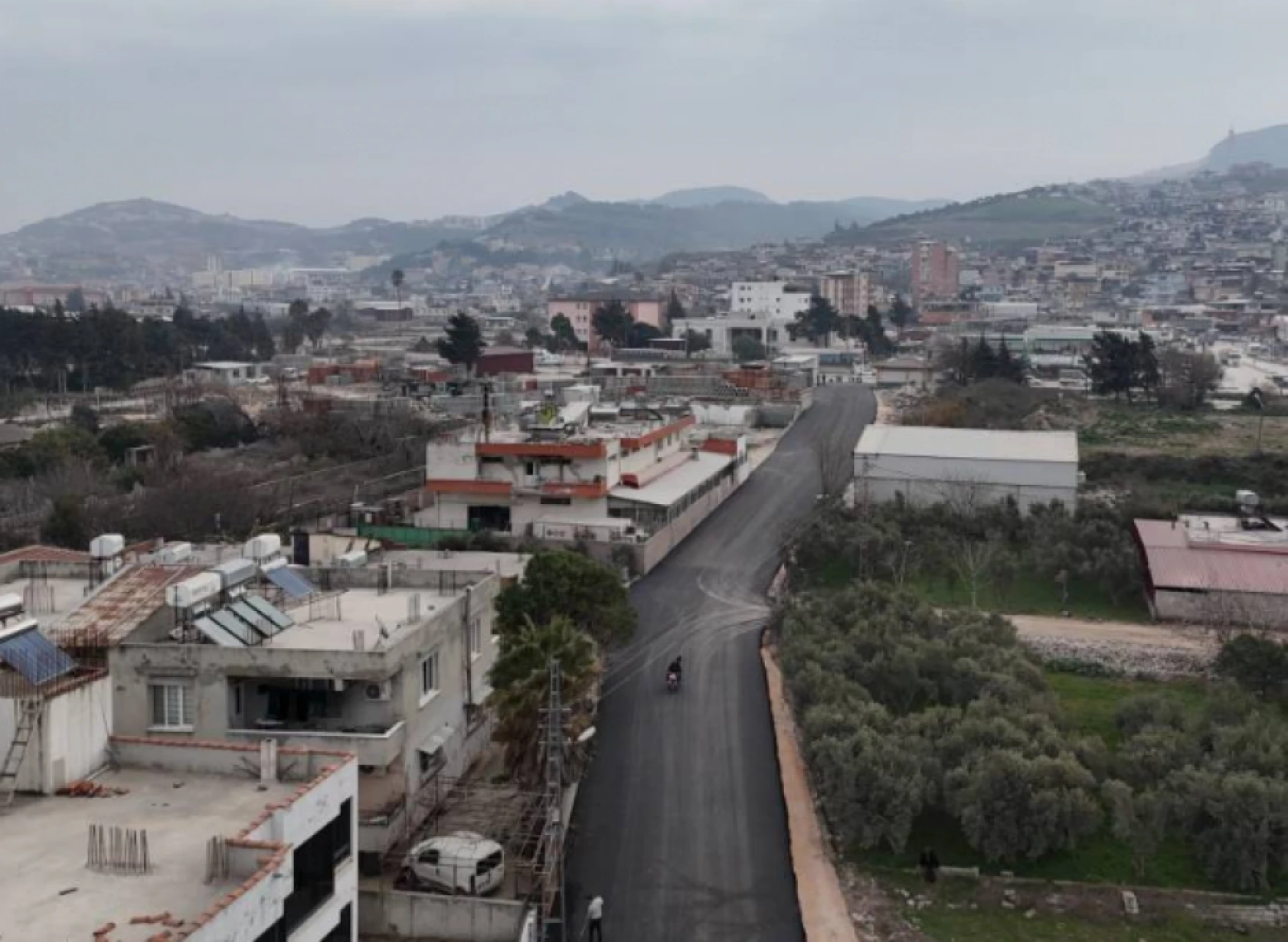 Hatay Maşuklu'da sıkıntılı yolda çalışma başlatıldı!