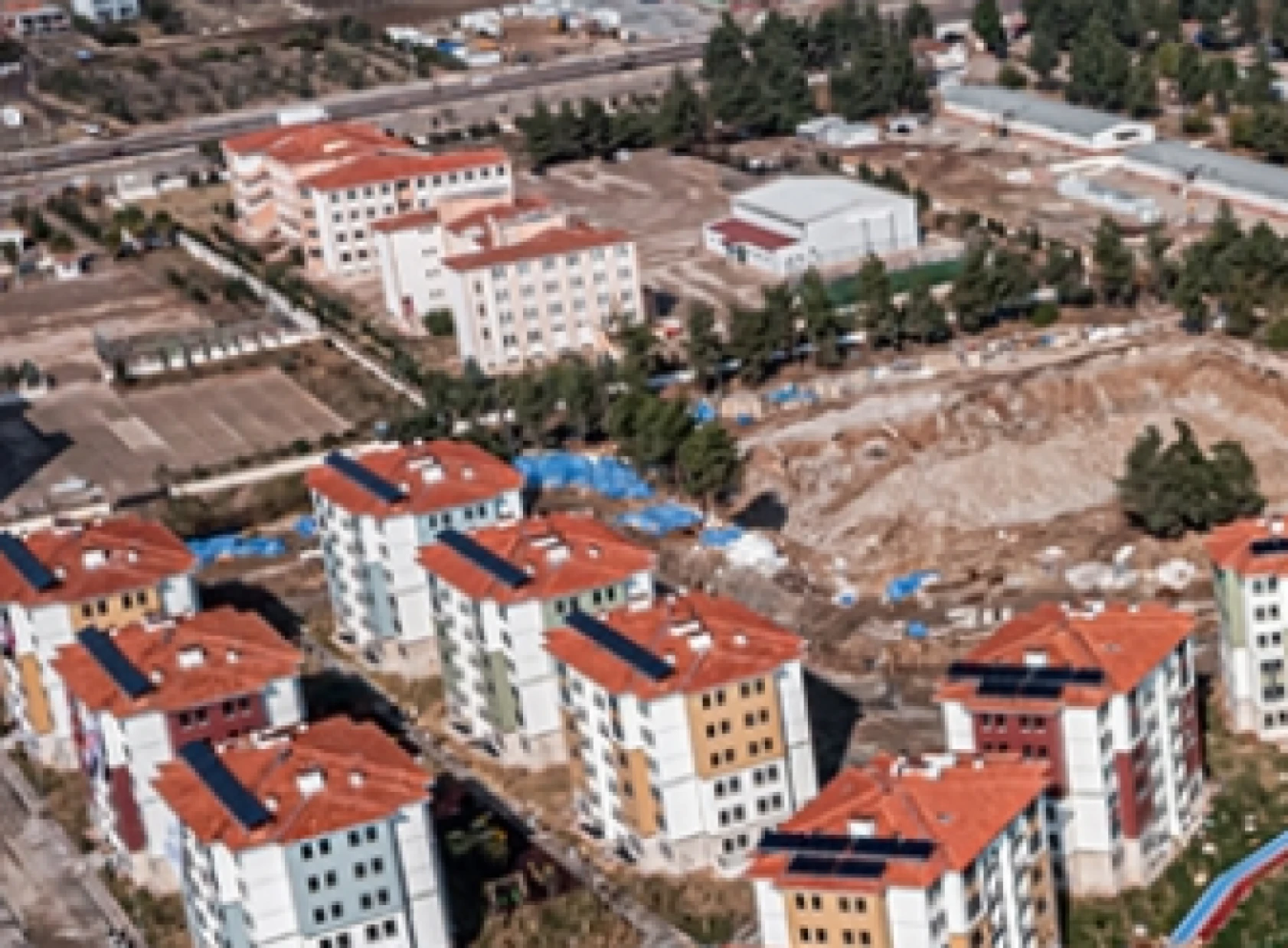 Bakan Kurum deprem bölgeleri için konut müjdesini verdi!