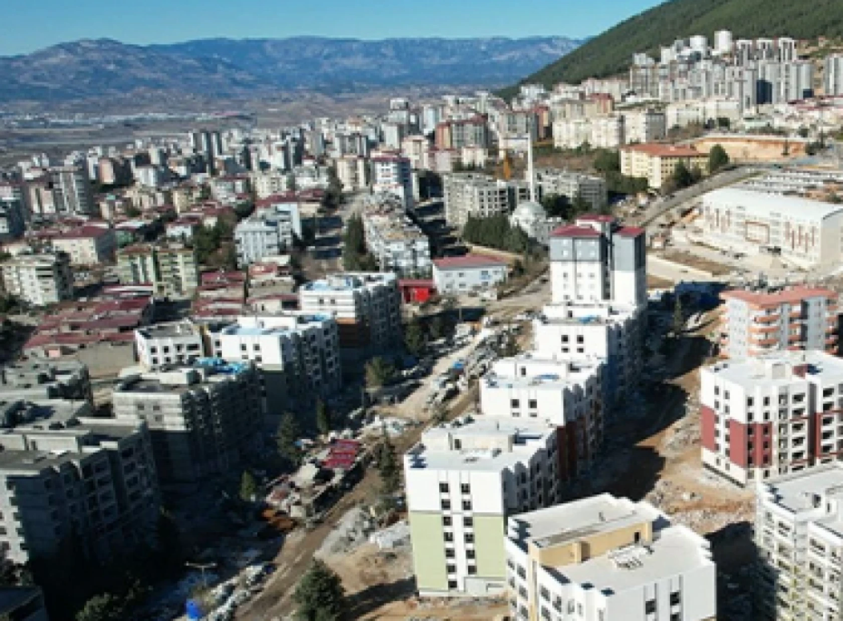 Bakanlık deprem bölgelerinde yaşayan kişileri ilgilendiren kararı duyurdu: Kritik tarih uzatıldı!