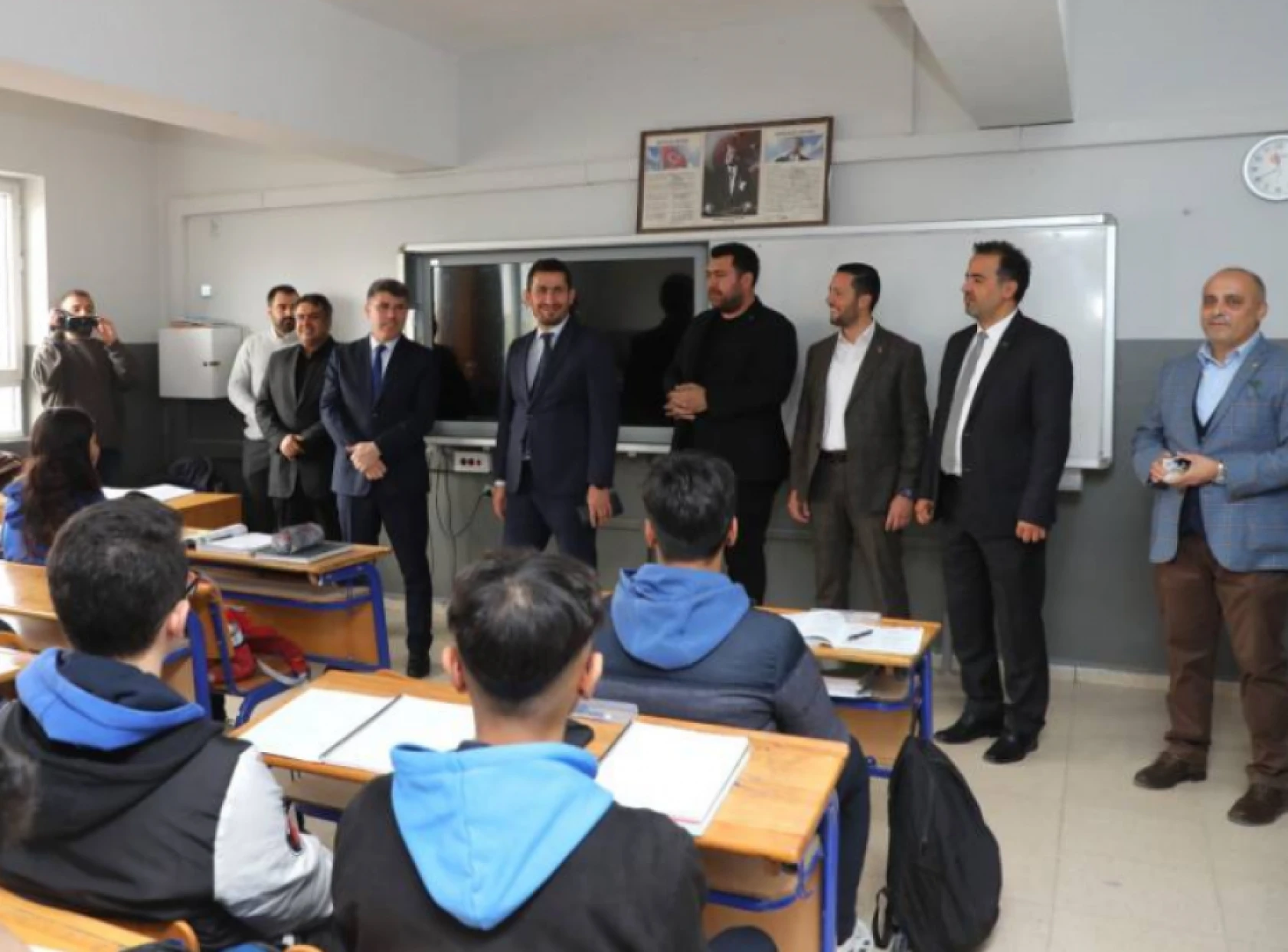 Hatay Büyükşehir Belediyesi'nden öğrencilere destek!