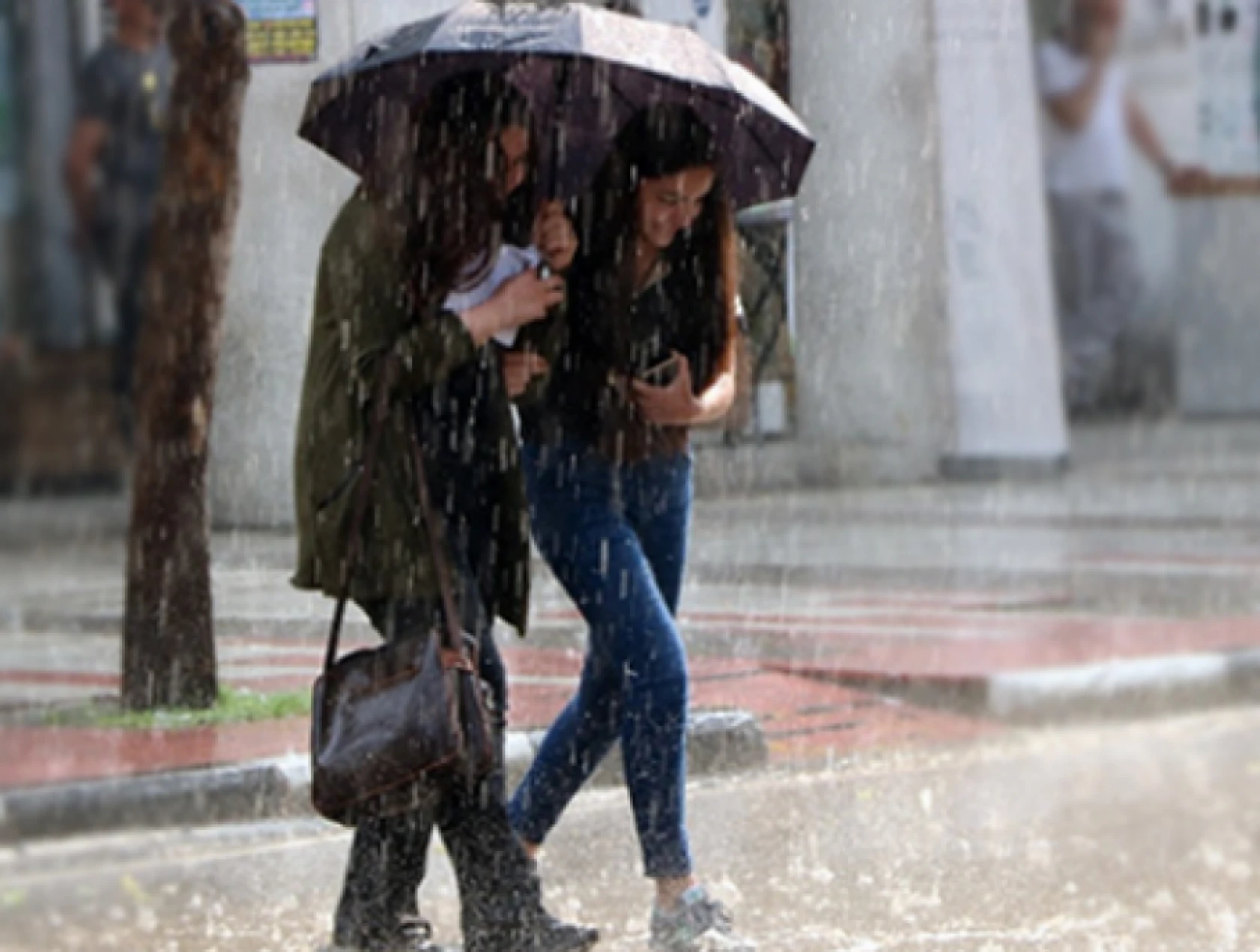Hatay'a uyarı üstüne uyarı: O günlerde sağanak var!
