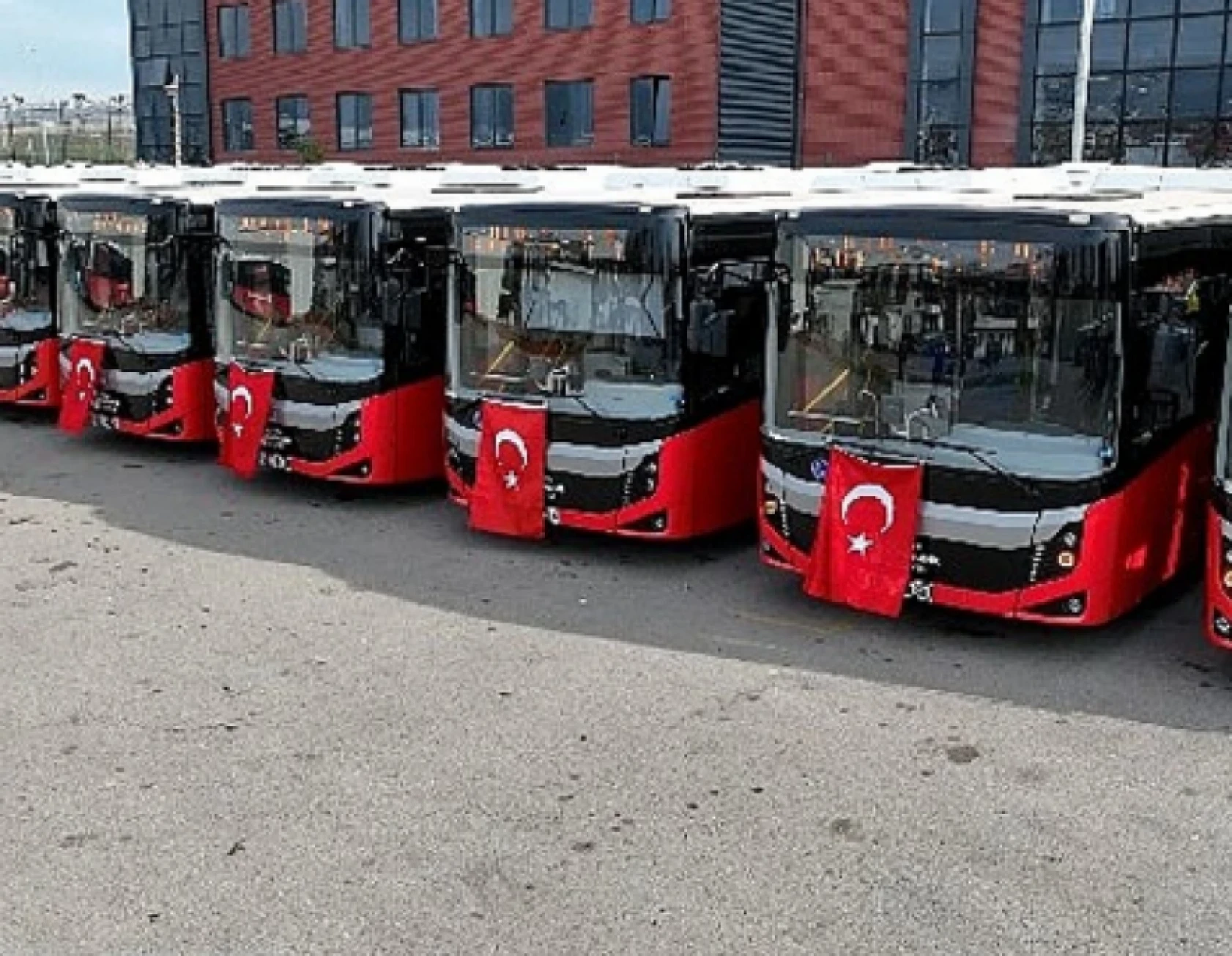 Hatay'da toplu taşıma araçları  hangi güne kadar ücretsiz hizmet verecek?