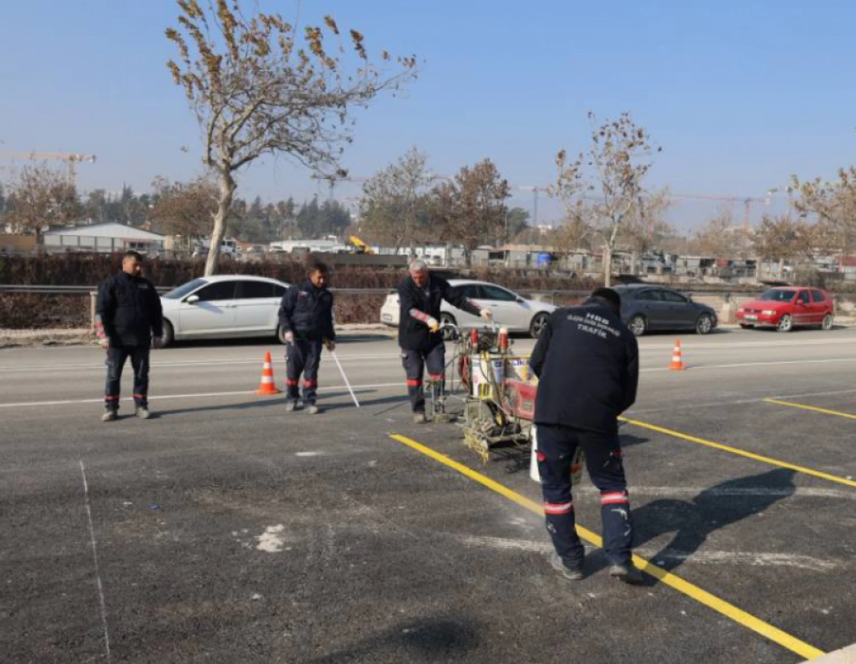 Hatay'da yol bakım çalışmaları devam ediyor: O yollar da tamam!