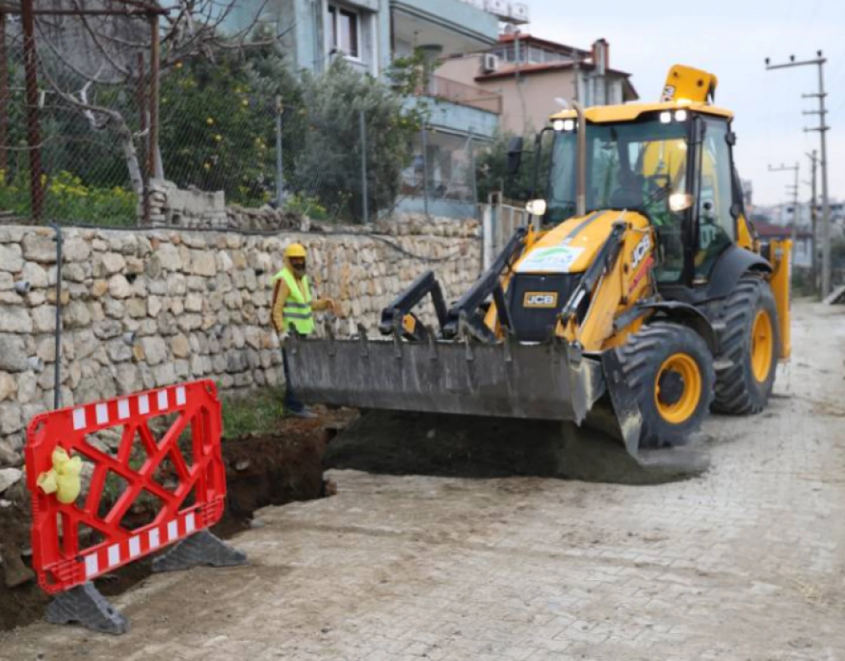 Hatay'da 125 bin 813 metre içme suyu şebekesi inşa edilecek: 7 Mahalleye su aktarımı olacak!