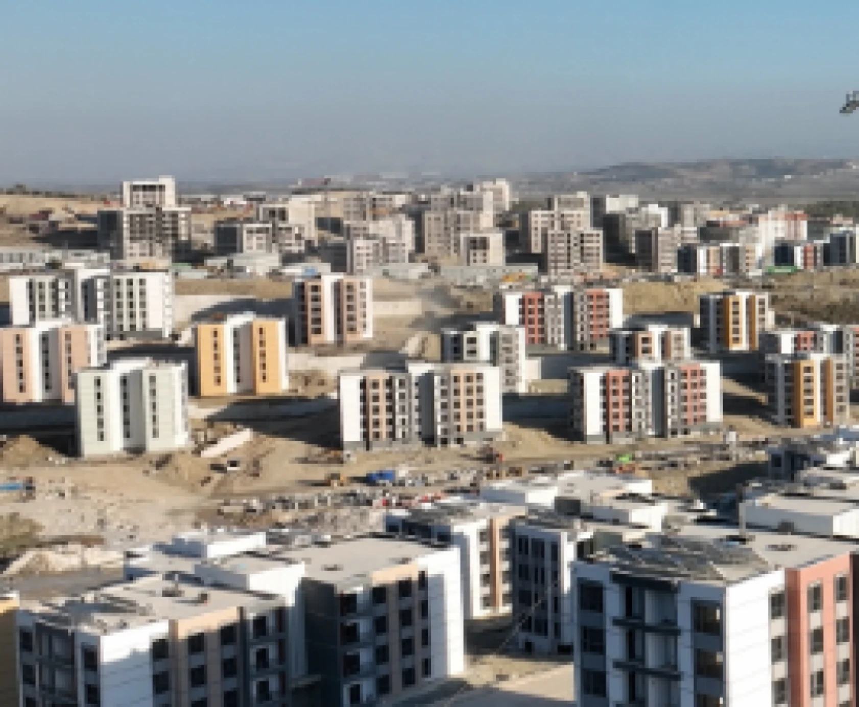 Hatay'da yapımı tamamlanan konutlar için kura çekimi yapılacak!