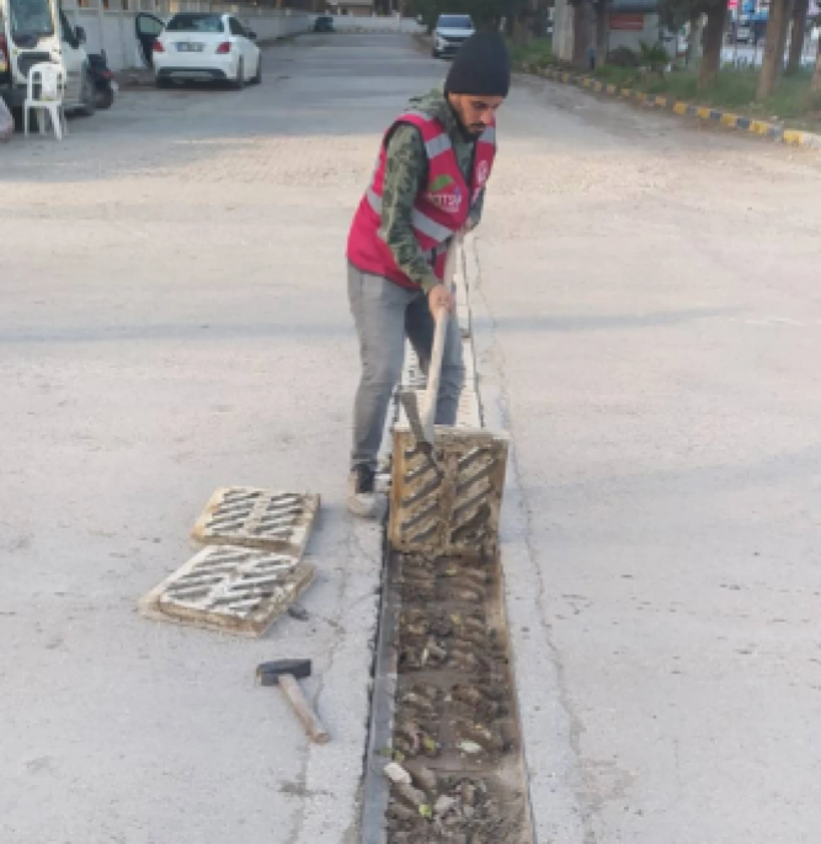 Hatay'da 46 bin 241 metre kanalizasyon ve yağmur hattı temizlendi!