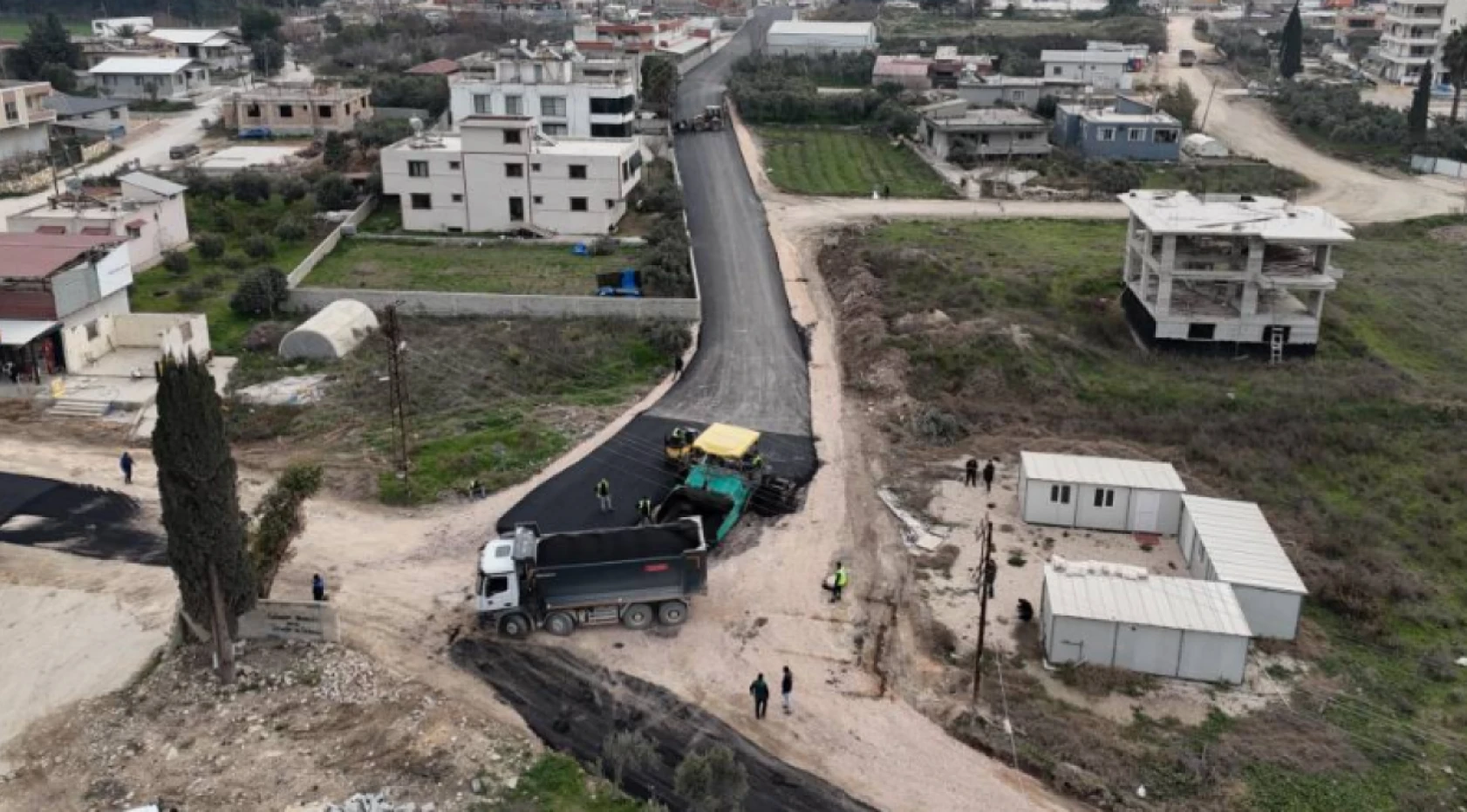 Hatay Maşuklu'da sıkıntılı yolda çalışma başlatıldı!