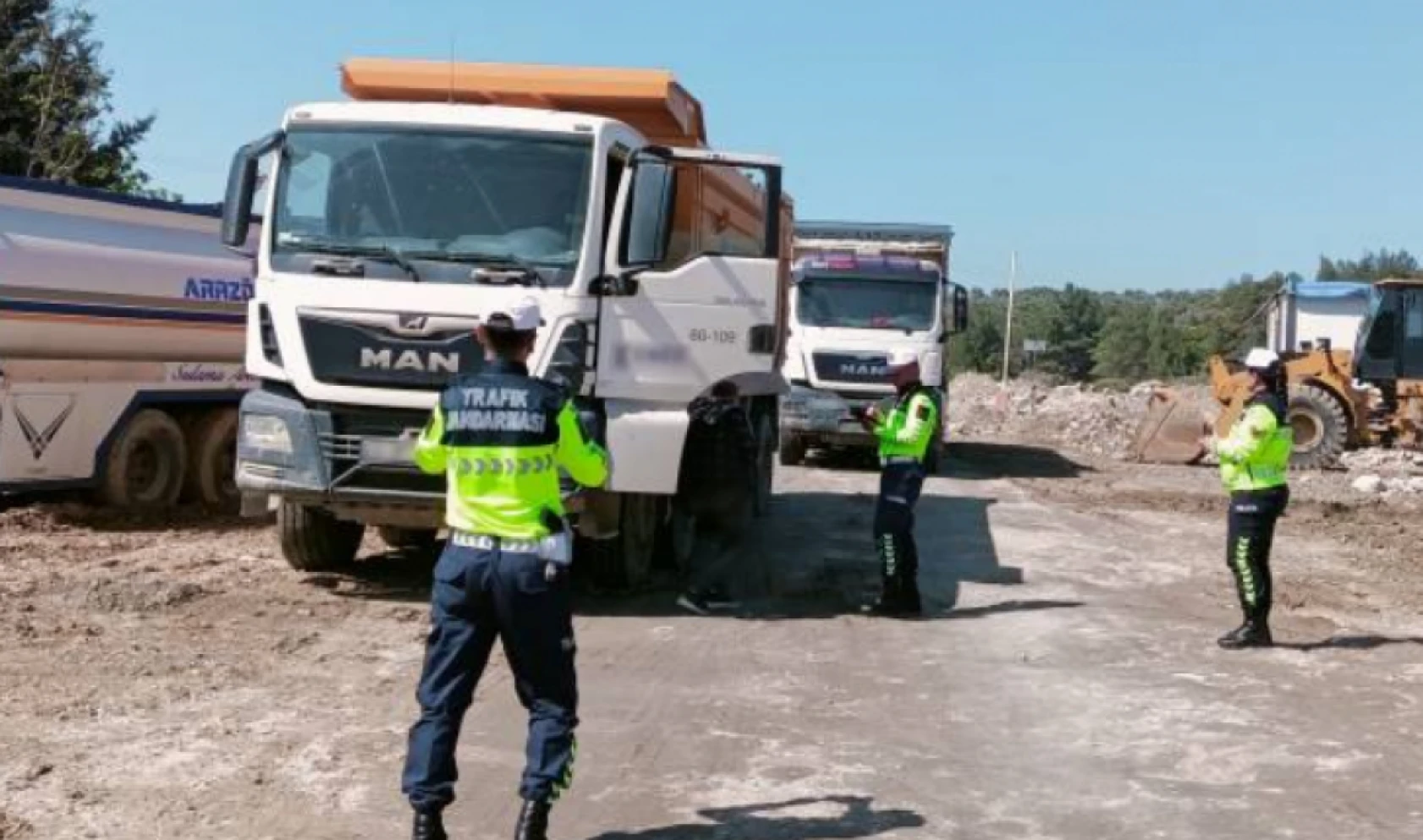 Hatay'da kural çiğneyenlere rekor ceza: Toplamda 1 milyon 483 bin 112 TL ceza yazıldı!