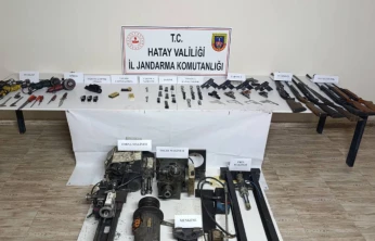 Hatay'da silah imal ve ticareti operasyonu: Çok sayıda silah ve malzeme ele geçirildi