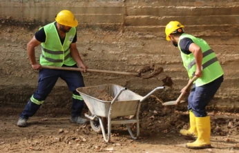 Hatay'da sulama kanalları temizlendi: Çiftçilere bereketli sezon müjdesi!