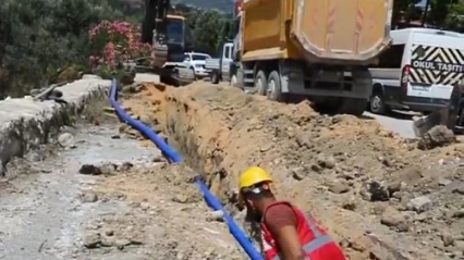 Hatay'daki o mahallede su sıkıntısı bitti, mahalle rahat nefes aldı!
