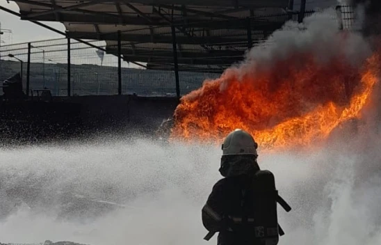 Hatay İskenderun'da bir evde yangın çıktı!