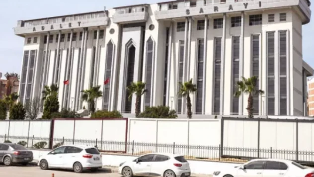 Hatay Adliyesi'nde duygu dolu anlar: Başsavcı gözyaşlarına hakim olamadı