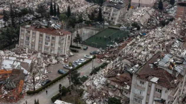 Hatay'da 269 kişiye mezar olan yapının sorumlusu öldürdü mü?