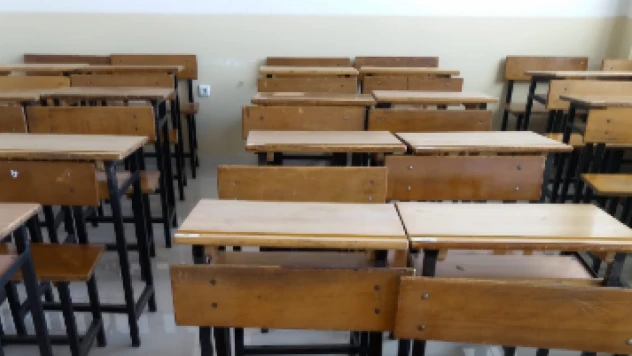Hatay'da öğrenci protestosuna uzaklaştırma cezası: 'İfade özgürlüğüne müdahale' tepkisi!