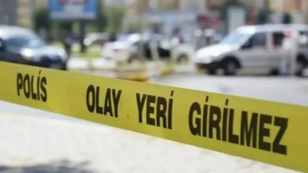İskenderun'da iş makinası altında kalan işçi acılar içinde can verdi!