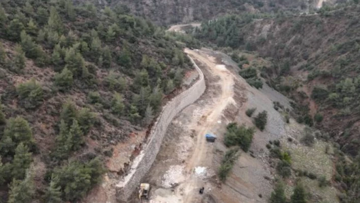 Hatay'da 3 ilçeyi birbirine bağlayacak yolda çalışmalar hızlandı!