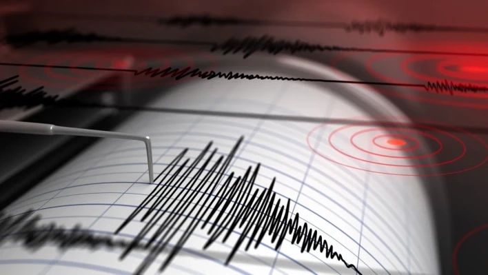 Hatay'da deprem: Merkez ilçe sallandı!