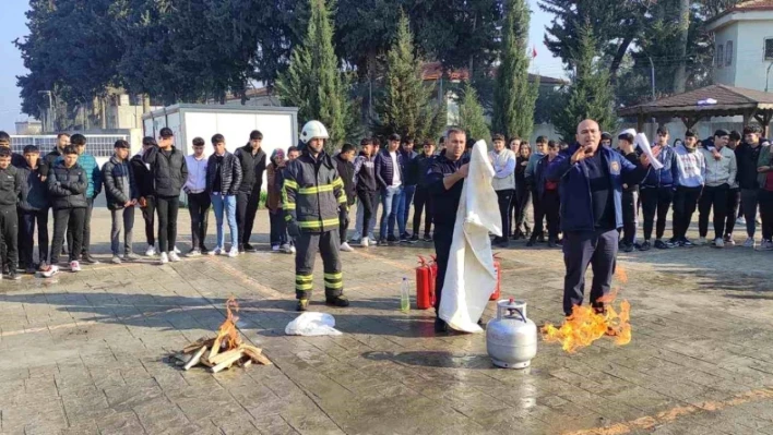 Hatay'da öğrencilere yangın eğitimi!