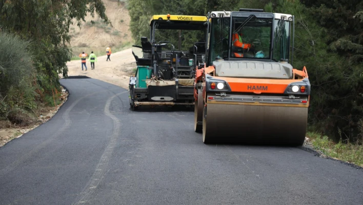 Hatay'daki o ilçenin yolları asfaltlanıyor!