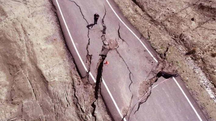 Hatay'daki o yol ulaşıma kapandı!