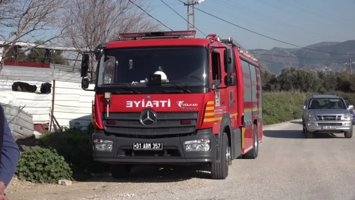 Hatay'daki  oto tamirci dükkanında yangın!