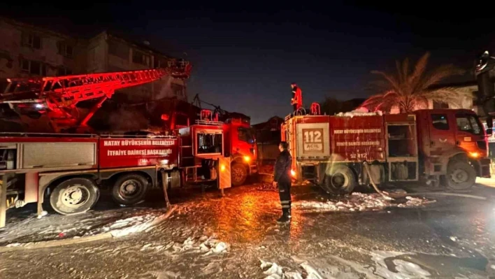 Hatay'ın tarihi çarşısında yangın çıktı!