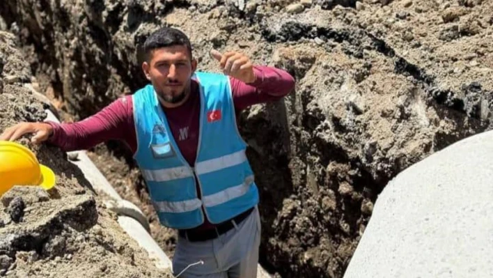 Hataylı işçinin acı ölümü: Toprak yığınının altında kaldı!