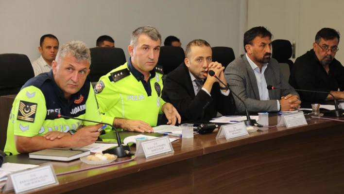 HBB UKOME'den trafik ve ulaşımda yeni düzenlemeler: Asi Nehri çalışması nedeniyle yol kapanacak!