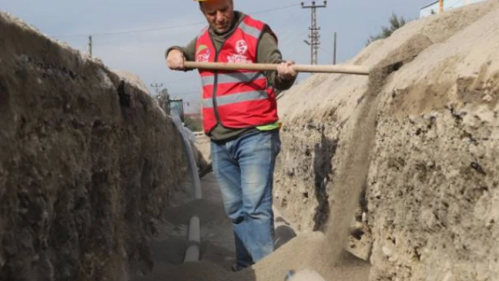 İlçelerde su şebekesi çalışmaları hız kazandı!